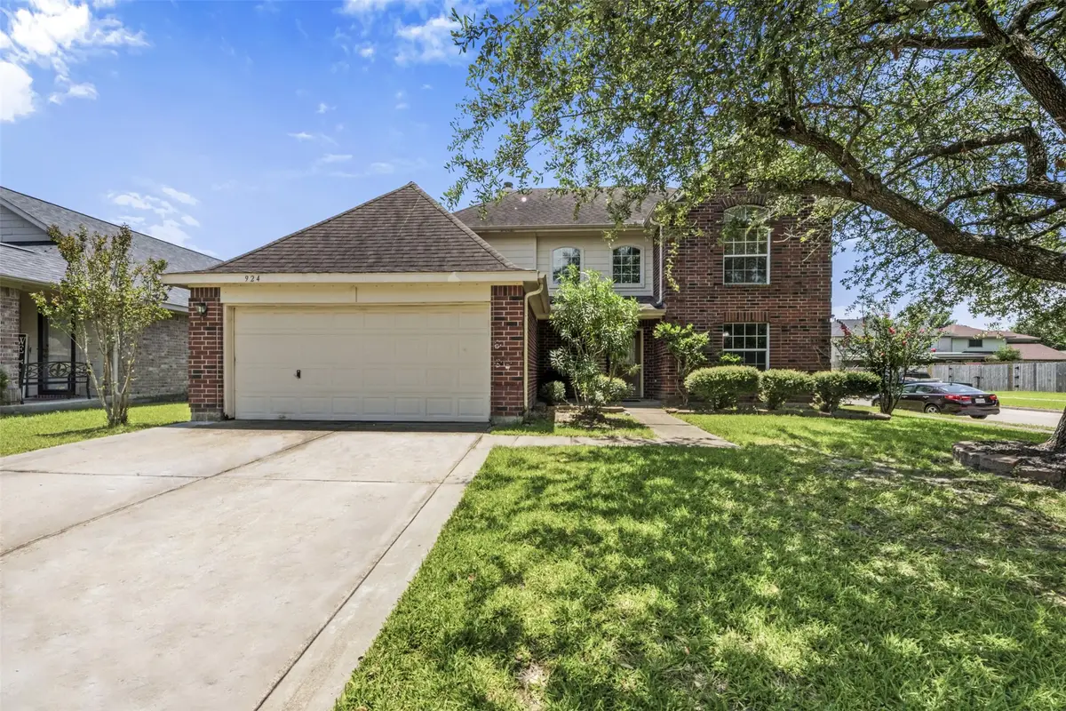 924 Chad Lane, Baytown, TX 77521 - #1
