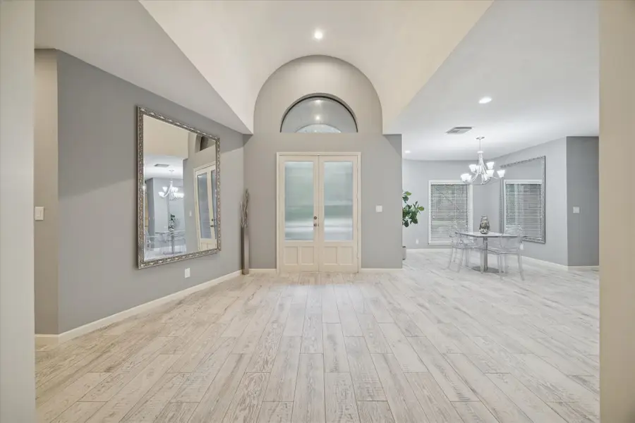 19 Thornhill Oaks Drive, Houston, TX 77015 - Image #3