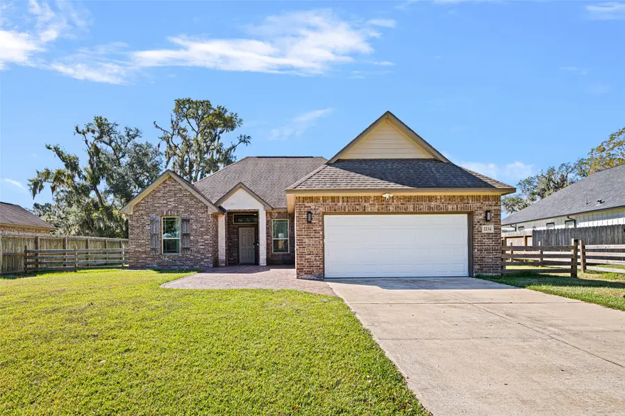2234 Shalmar Drive, West Columbia, TX 77486 - Image #2