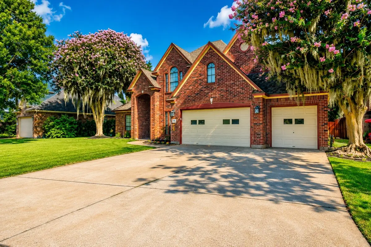 105 Thyme Trail, Lake Jackson, TX 77566 - #1
