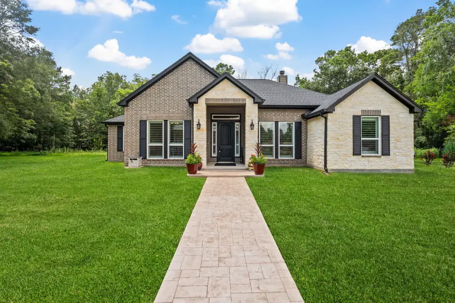 3004 Tyler Street, Dayton, TX 77535 - #2