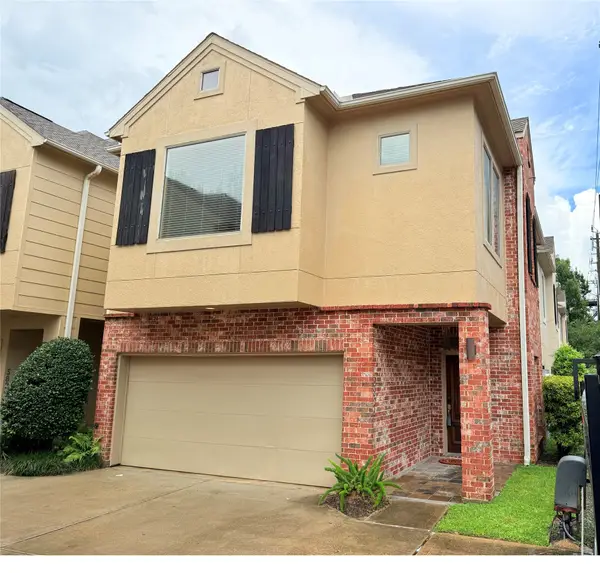 3826 Center Street, Houston, TX 77007