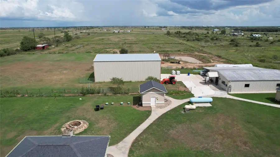 6420 Beckendorff Road, Sealy, TX 77474 - Image #3