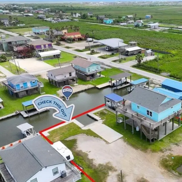 1104 1/2 Chapmans Point, Crystal Beach, TX 77650 - Image #1