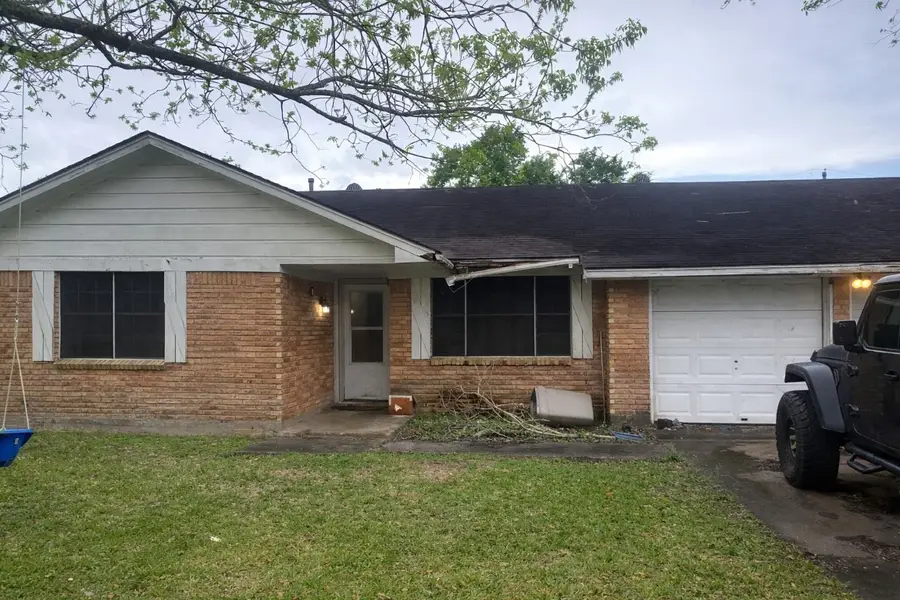 104 Oriole Lane, Angleton, TX 77515 - #2