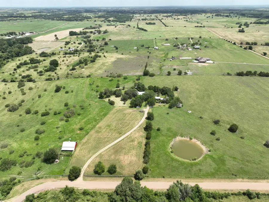 5208 Mensik Road, Schulenburg, TX 78956 - #3