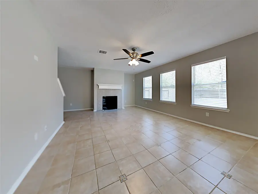 22238 Queenbury Hills Drive, Houston, TX 77073 - Image #2
