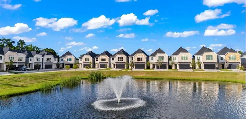 4902 Wunder Way, Houston, TX 77069 - #1