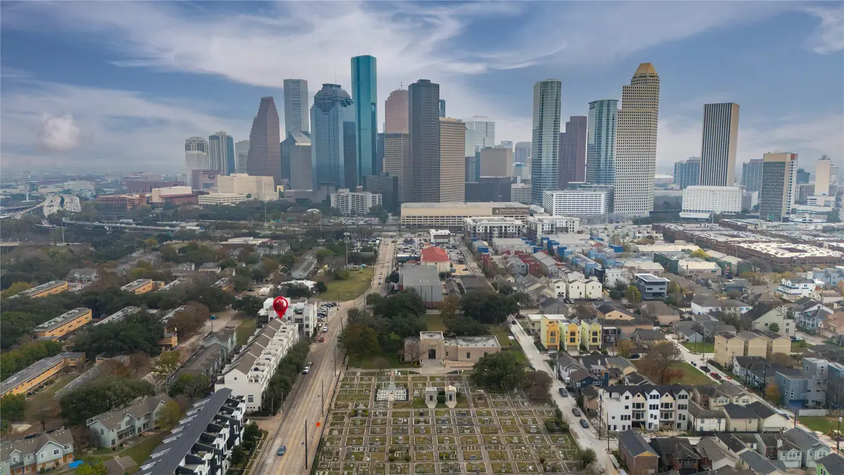 1202 W Dallas Street, Houston, TX 77019 - Image #1