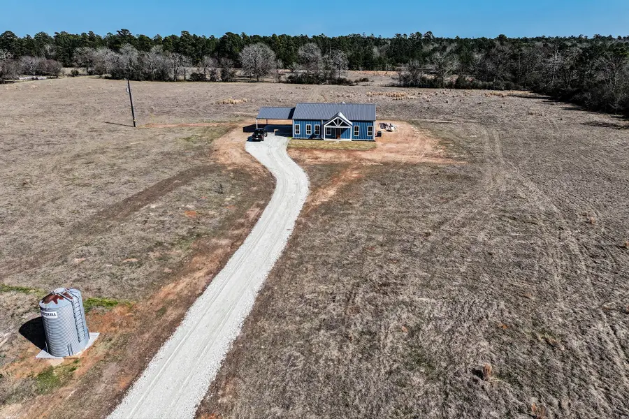 637 Round Prairie Rd, Huntsville, TX 77320 - #2