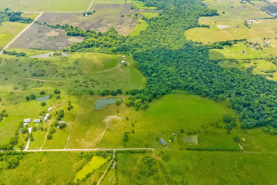 15239 Battle Road, Beasley, TX 77417 - Image #3