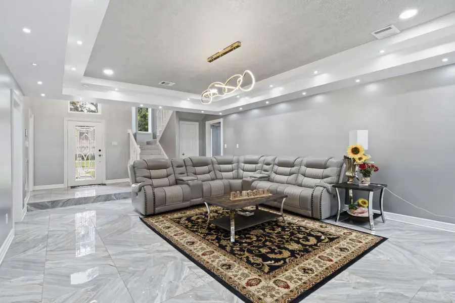 6915 Pebble Beach Drive, Houston, TX 77069 - #3