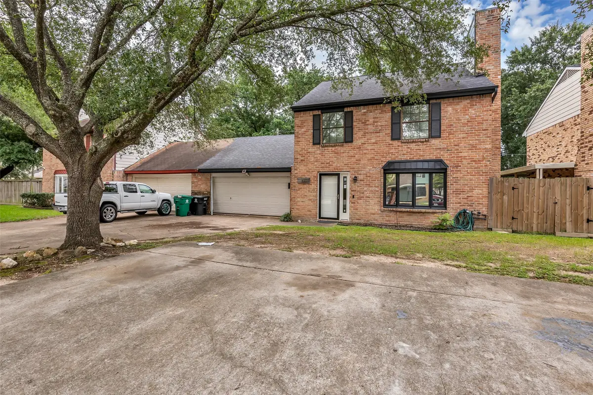 9207 Barr Circle, Houston, TX 77080 - #1