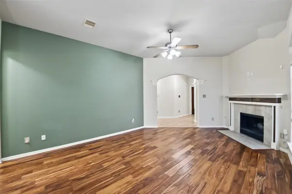 9762 Wheaton Edge Lane, Houston, TX 77095