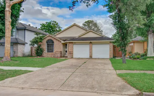 8622 Sparkling Springs Drive, Houston, TX 77095