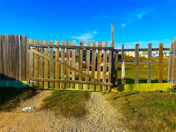 4312 Road 3550, Cleveland, TX 77327