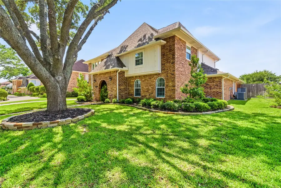 1705 Country Club Boulevard, Sugar Land, TX 77478 - #2