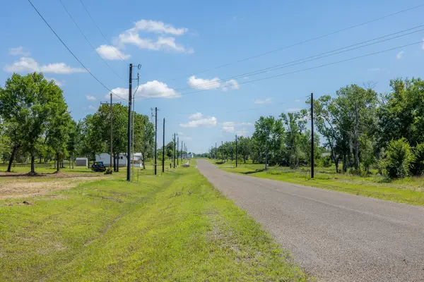 6523 Atakapan Trail, Bedias, TX 77831