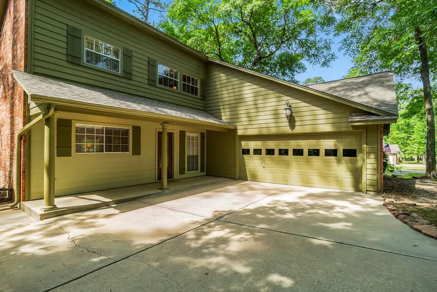 292 Apple Valley Drive, Conroe, TX 77304 - Image #3