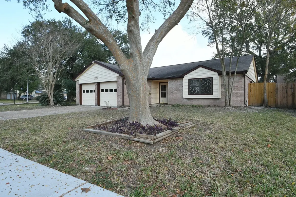 1219 Pecan Glen Drive, Missouri City, TX 77489 - Image #1