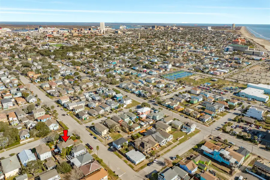 2205 30th Street, Galveston, TX 77550 - Image #3