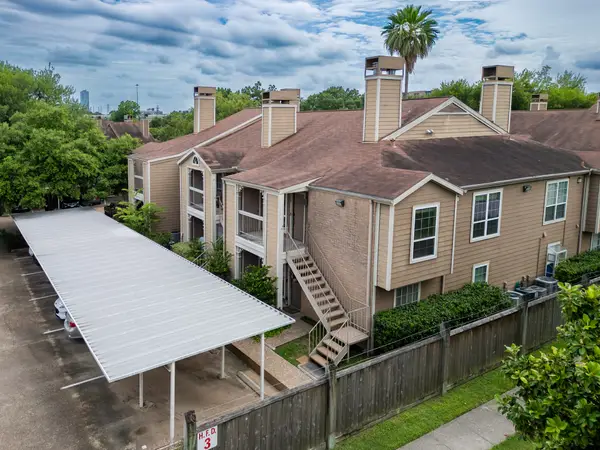 1880 White Oak Drive #176, Houston, TX 77009