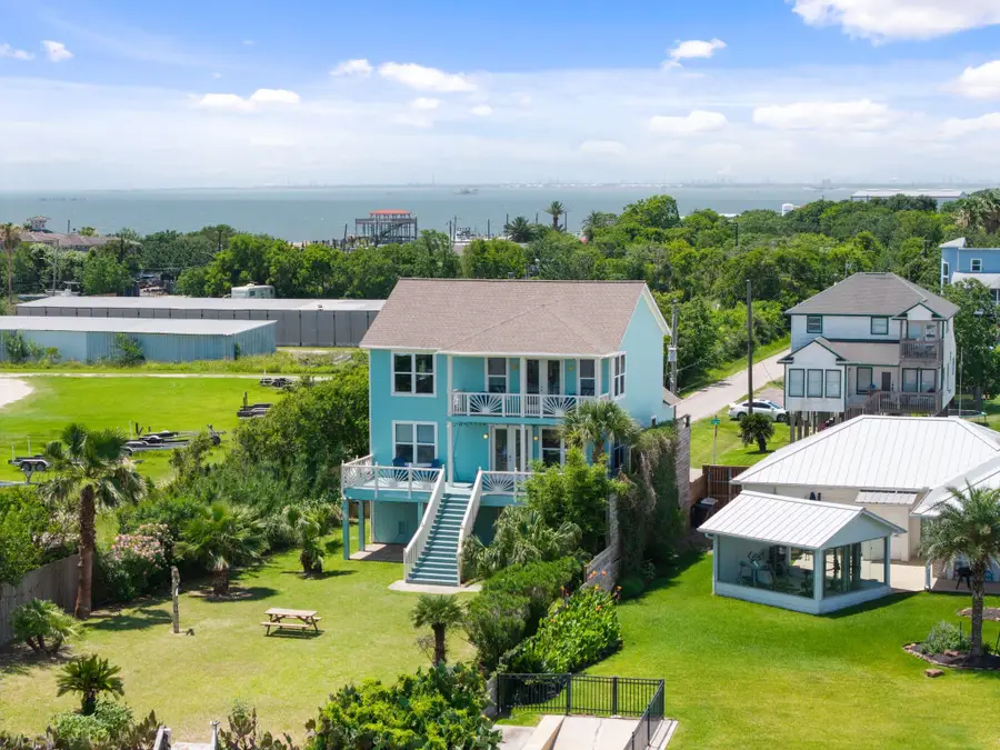 100 Avenue A, San Leon, TX 77539 - #2
