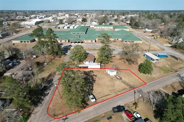 303 Southline Street, Cleveland, TX 77327