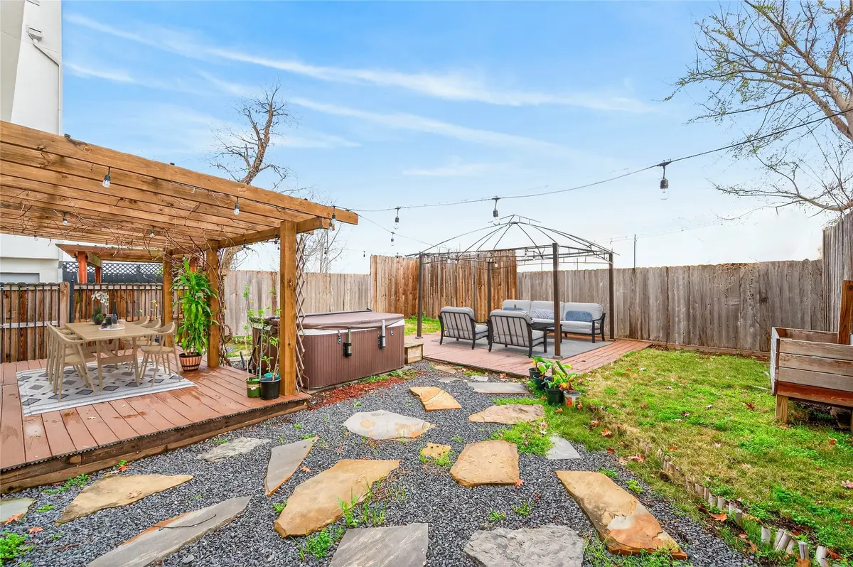 4608 Nett Street #C, Houston, TX 77007 - #1