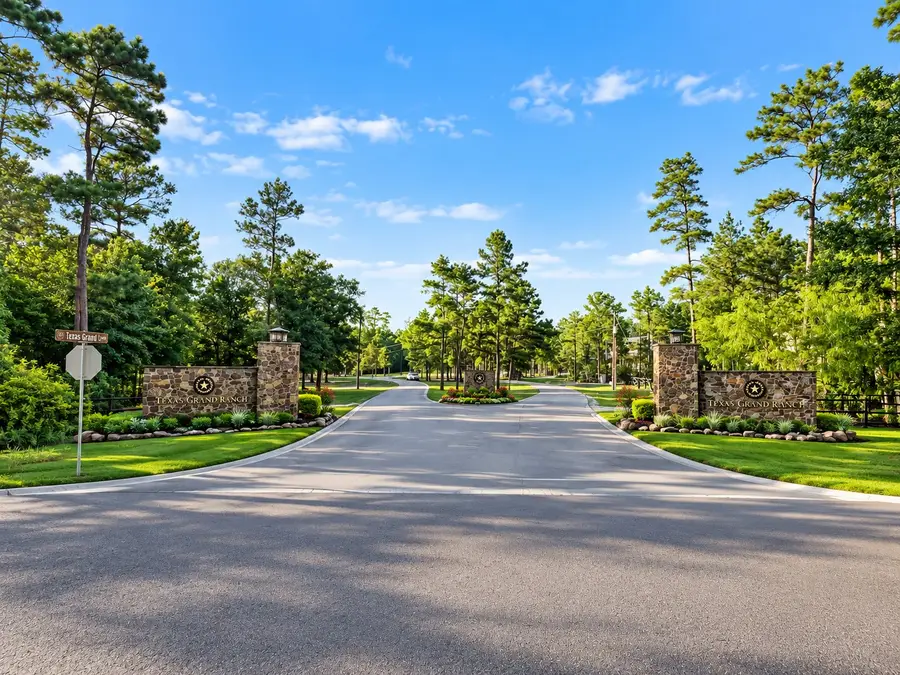 68 Sky Oak Lane, Huntsville, TX 77340 - #2