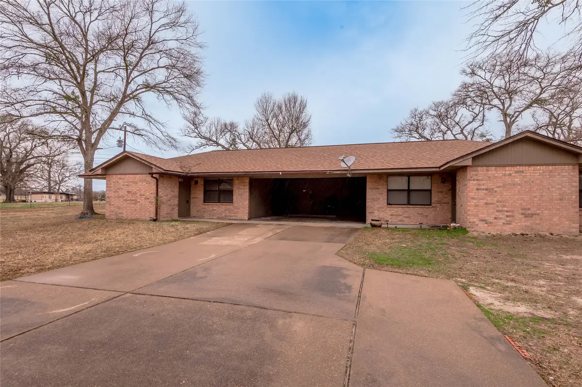 116 Pine Hollow Lane, Huntsville, TX 77320 - Image #1