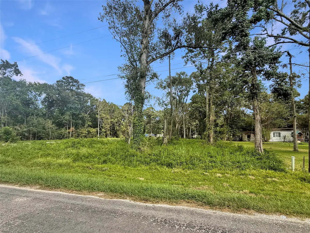 204 County Road 6477, Dayton, TX 77535 - Image #1