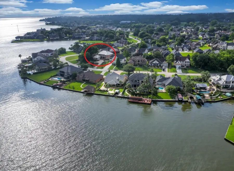 179 April Waters Drive N, Conroe, TX 77356 - Image #2