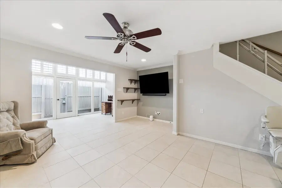 2330 Lakewood Yacht Club Drive #4, Seabrook, TX 77586 - Image #2