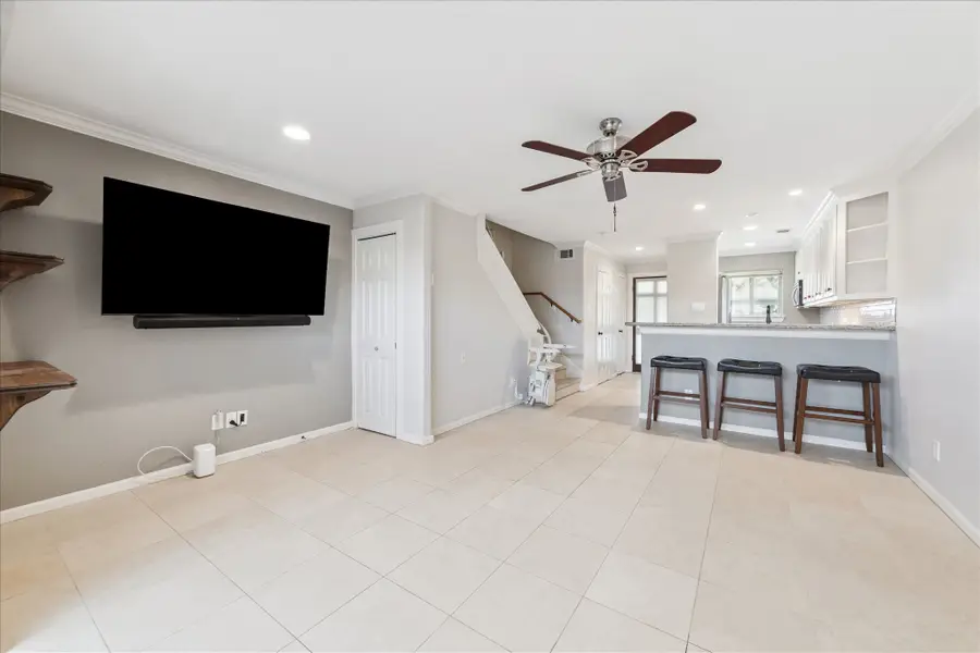 2330 Lakewood Yacht Club Drive #4, Seabrook, TX 77586 - Image #3