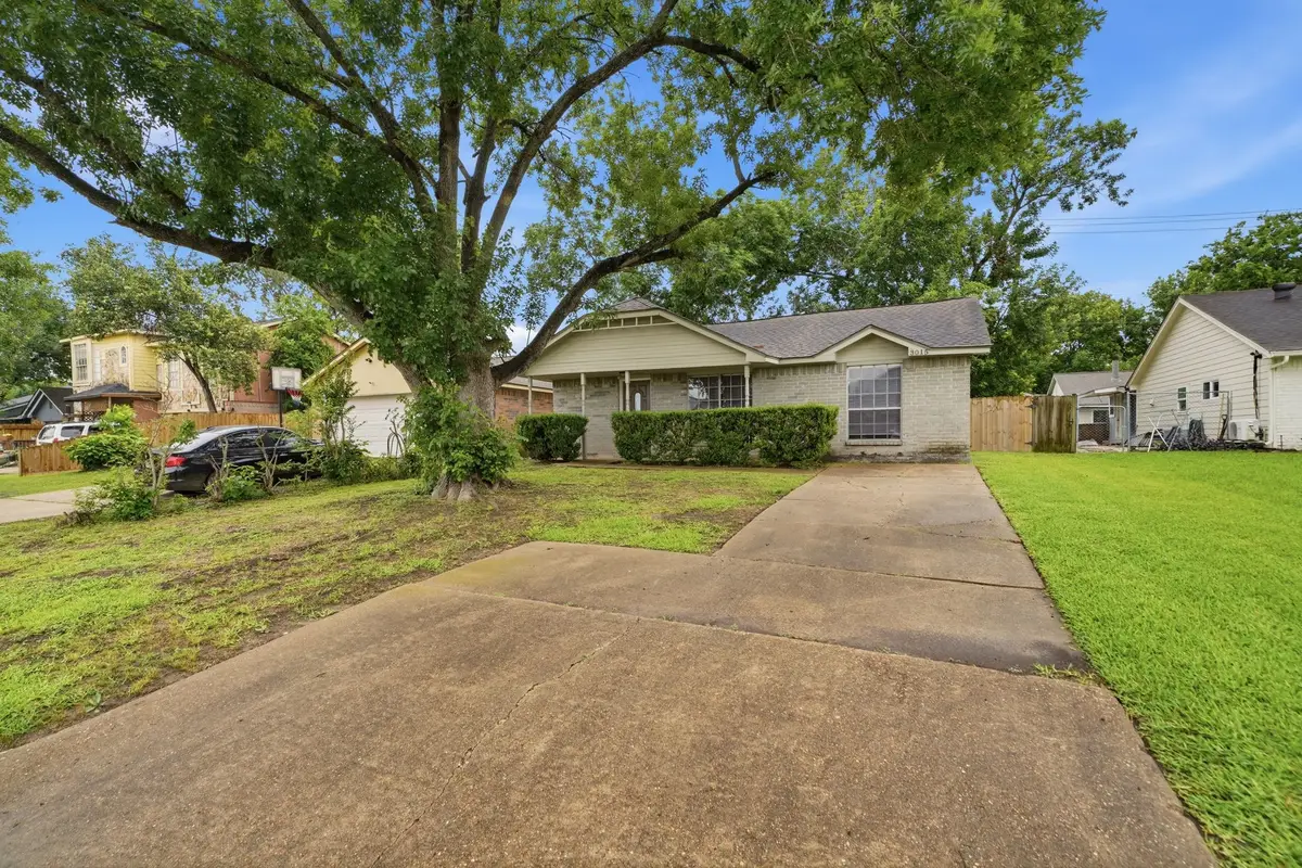 3015 Lightstar Drive, Houston, TX 77045 - #1