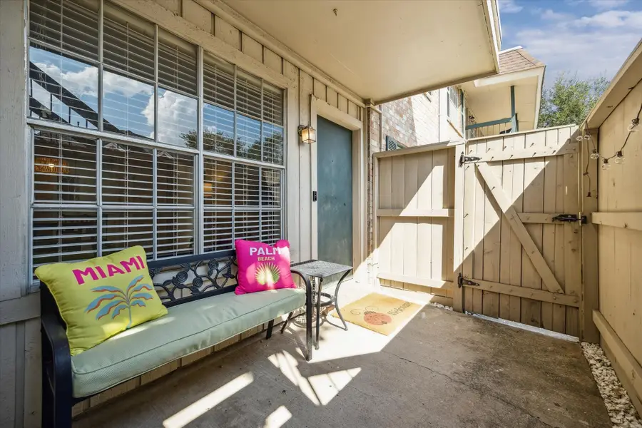 855 Augusta Drive #27, Houston, TX 77057 - Image #3