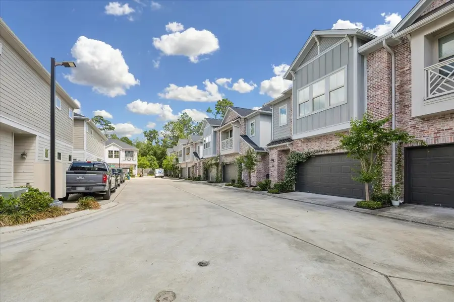 815 Shallow Hollow Drive, Houston, TX 77018 - #2