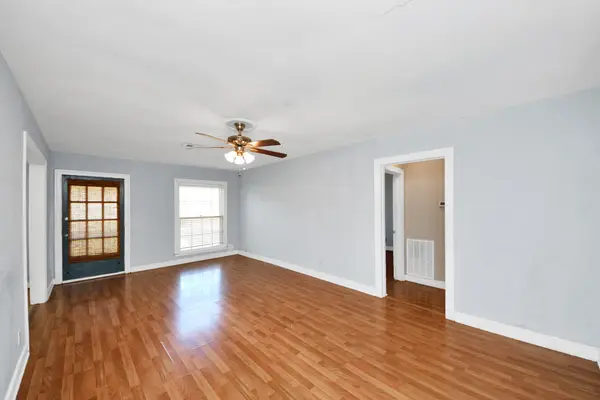 1203 17th Avenue N, Texas City, TX 77590