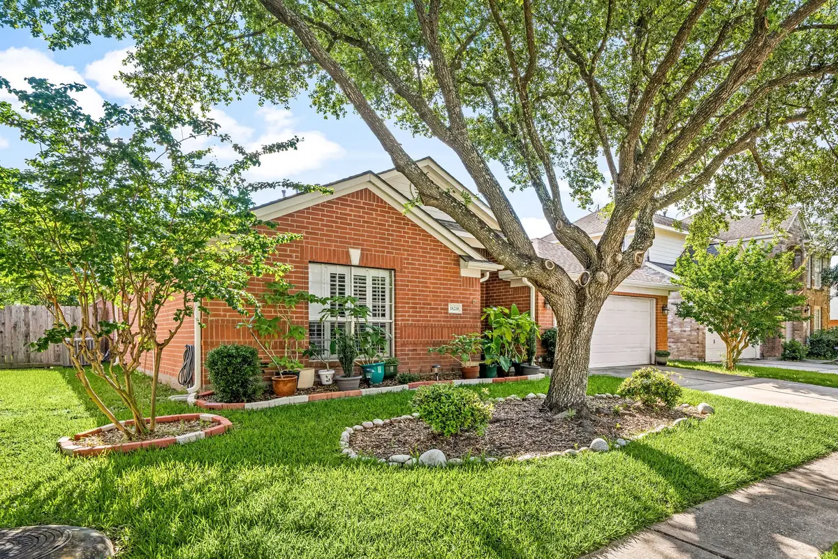 18219 Noble Forest Drive, Humble, TX 77346 - Image #1