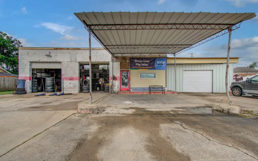 1701 Lee Drive, Baytown, TX 77520 - #2