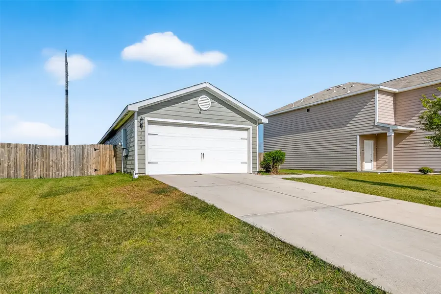 5943 Snapping Turtle Road, Baytown, TX 77523 - Image #3