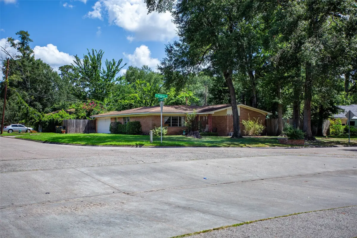 101 S Woodsway Street E, Conroe, TX 77301 - #1