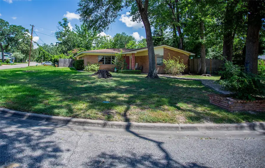 101 S Woodsway Street E, Conroe, TX 77301 - #2