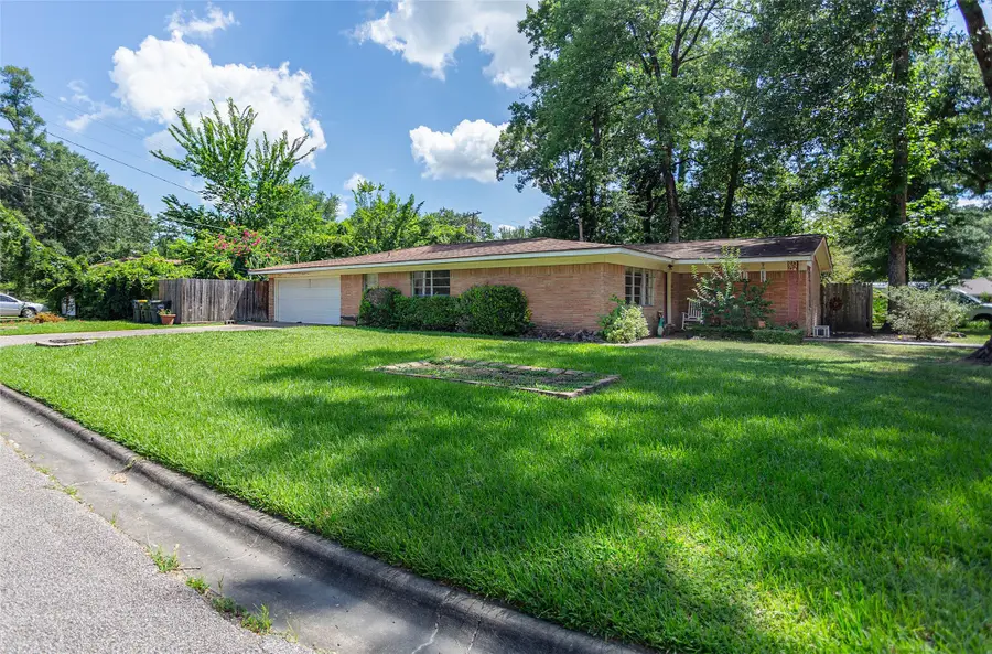 101 S Woodsway Street E, Conroe, TX 77301 - #3