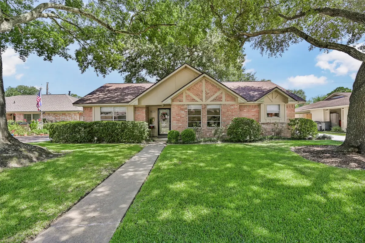614 Seaway Drive, El Lago, TX 77586 - #1