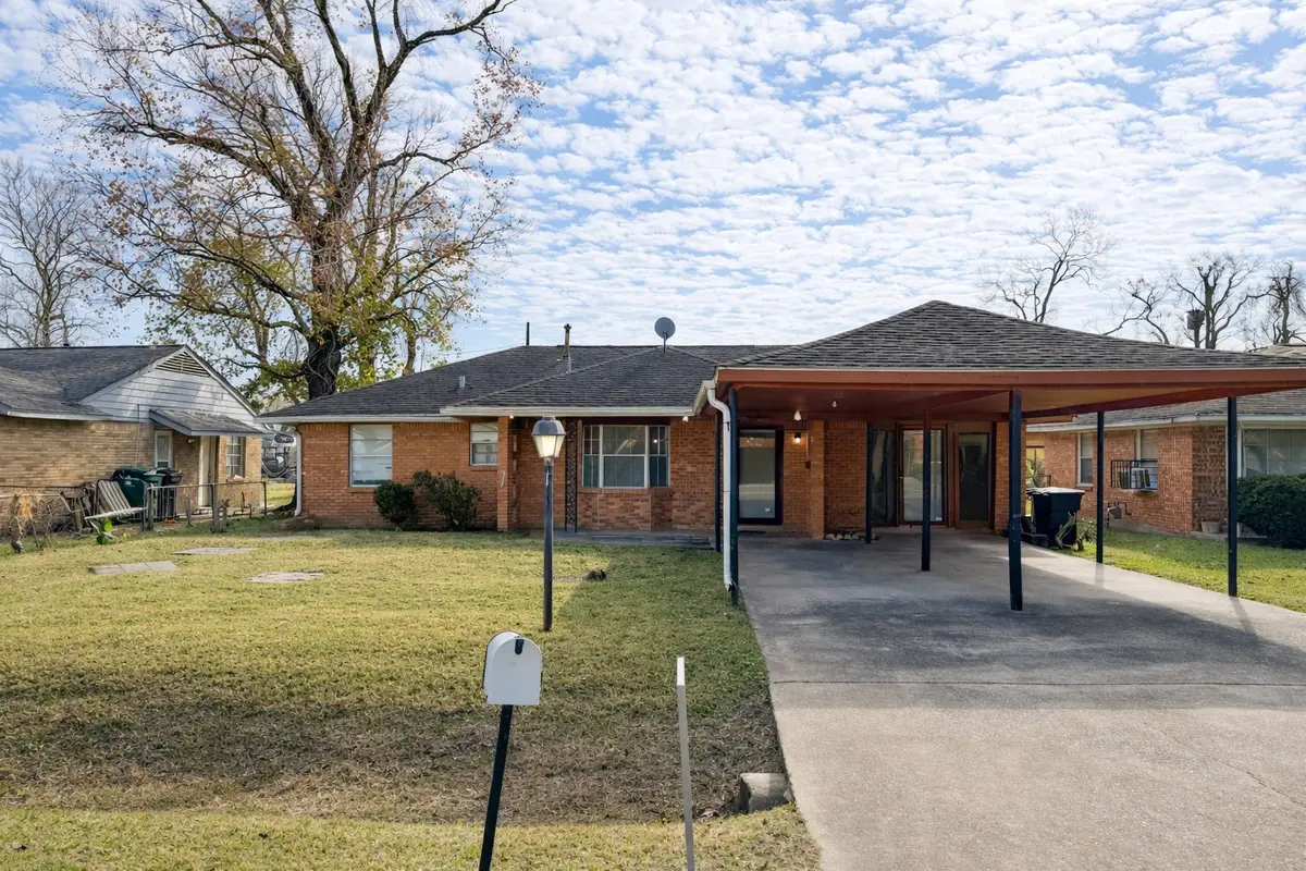 7406 Saint Louis Street, Houston, TX 77028 - #1