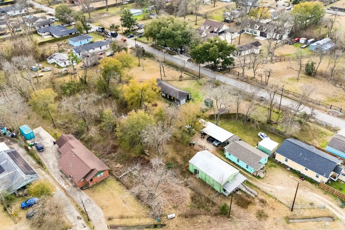 5222 Bennington Street, Houston, TX 77028 - #1