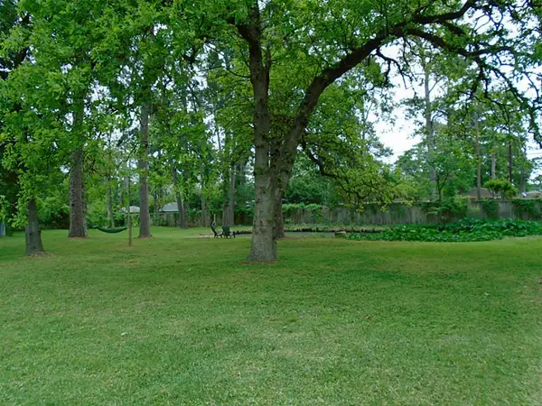 1310 Sue Barnett Drive, Houston, TX 77018