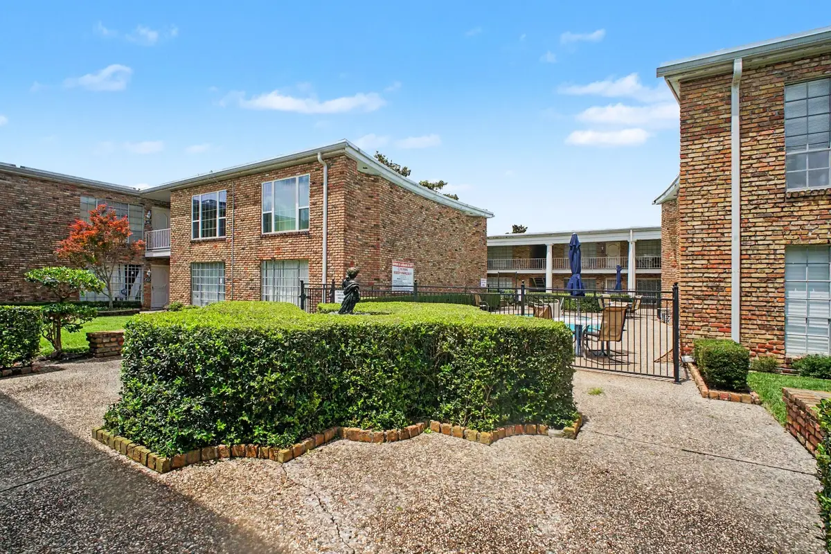 2101 Fountain View Drive #55, Houston, TX 77057 - #1